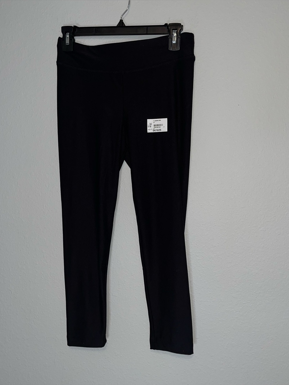 Time and Tru Capri Leggings Size XS
